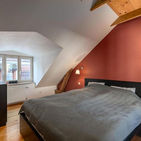 Amber Private Rooms Riga Exterior foto