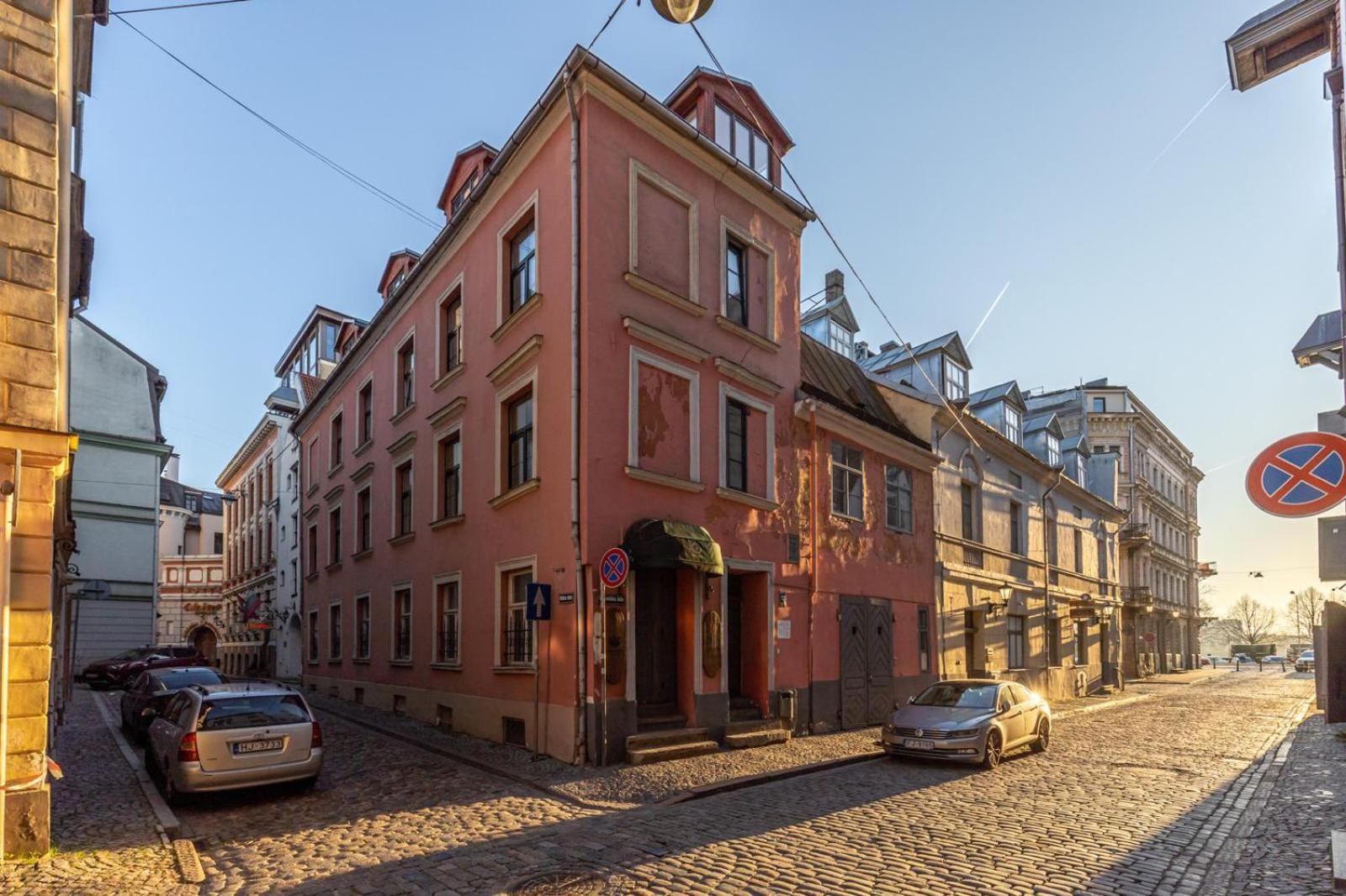 Amber Private Rooms Riga Exterior foto